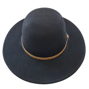 A black wide sewn brim, a elegant thin tan band and made from 100% Australian wool