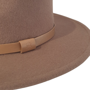 A brown wide sewn brim and made from 100% Australian wool this is a cowboy style hat
