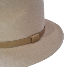 Load image into Gallery viewer, A brown timeless Fedora, with a sewn brim and made from 100% Australian wool. Matching hats