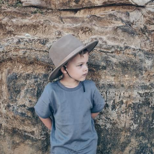 A brown wide sewn brim and made from 100% Australian wool this is a cowboy style hat